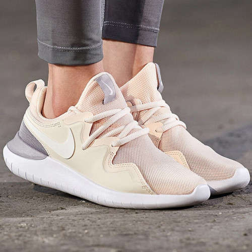 Original Women's NIKE Tessen Running Shoe Guava Ice/ Sail AA2172 800 Size UK 4.5 (SA 4.5)