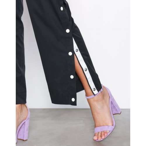 Original NIKE Women's NSW PANT SNAP ARCHIVE Trousers Black AT5480 010 Size Medium