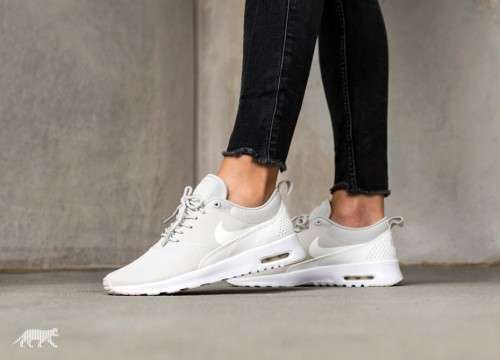 Original Women's NIKE AIR MAX THEA Light Bone/Sail- White 599409 026 Size UK 5.5 (SA 5.5)