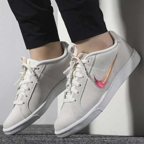 Original Women's NIKE Court Royale PREM (latest) SAIL/ LASER FUCHSIA AJ7731 100 Size UK 5 (SA 5)