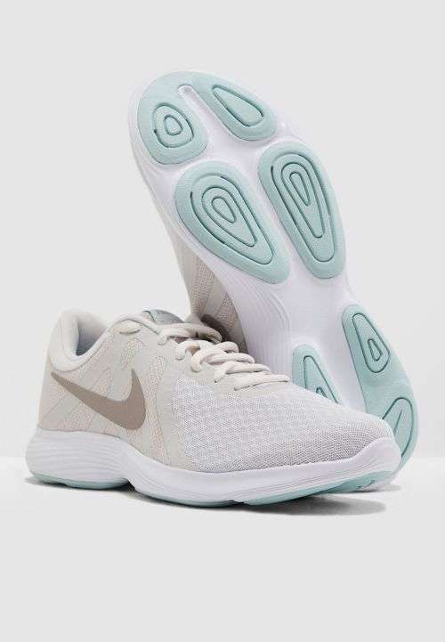 Original Women's NIKE Revolution 4 (latest) AJ3491 017 Platinum Size UK 5.5 (SA 5.5)