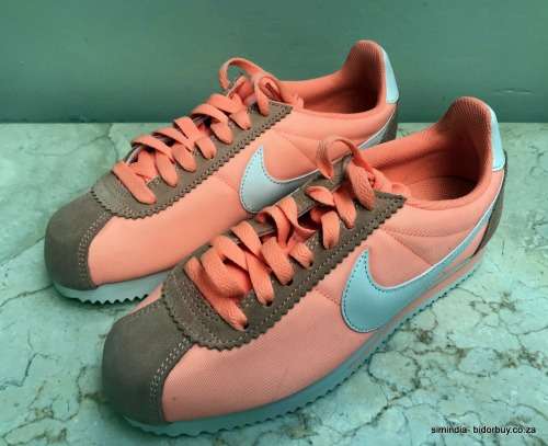 Original Womens NIKE Classic Cortez Nylon Orange Pulse/ Phantom 749864 804 Size UK 4 (SA 4)