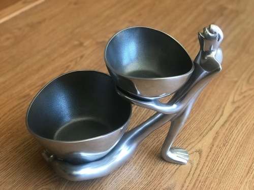 CaRRol BoYeS "Laid Back" Chip and Dip Serving Stand - Preowned