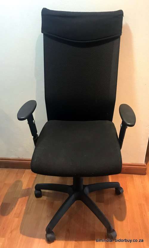 Black Fabric Office Chair With Adjustable Height- Collection ONLY