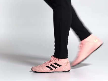 Original Men's ADIDAS Predator Tango 18.3 TF Sneakers Clear Orange DB2132 Size UK 7 (SA 7)