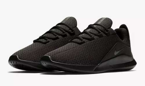 Nike viale triple black shop