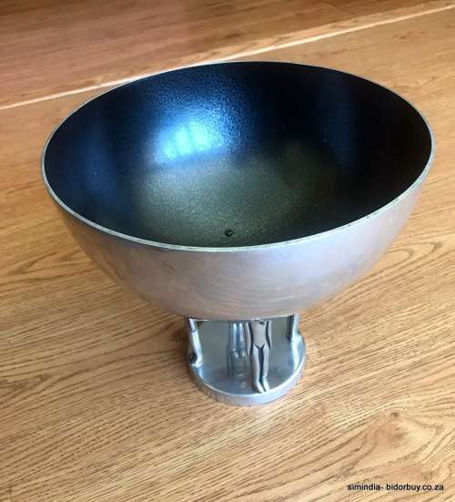 CaRRol BoYeS "Bowl in League" Large Fruit Bowl Very Rare - Preowned