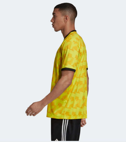 Original Men's adidas Training T-Shirt Tango AOP Jersey Loose Fit Semi Solar DX2328 Size Medium