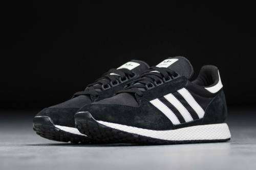 Original Men's adidas Forest Grove B41550 Black / White Size UK 8 (SA 8)