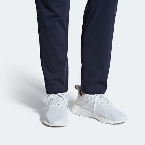 Original Mens adidas QUESTAR FLOW All White F36256 Size UK 10 (SA 10)