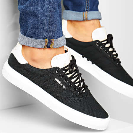Sneakers Original adidas UNISEX 3MC Skate Boarding Core Black White Parade EE7289 Size UK 8 SA 8 was sold for 501.00 on 8 Jul at 22 01 by Seal The Deal in Johannesburg ID 473827490
