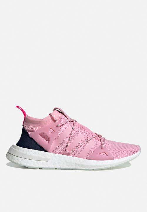 Sneakers Original Women s adidas ARKYN Pink White F33805 Size UK 6 SA 6 was sold for 511.00 on 30 Sep at 21 46 by Seal The Deal in Johannesburg ID 485931674
