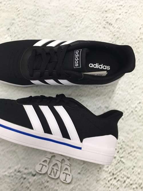 Original Men's adidas HEAWIN Skateboard Black EE9726 Size UK 8 (SA 8)