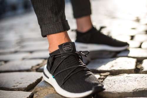 adidas Women's ARKYN Core Black / Cloud White B96502 Size UK 6 (SA 6)