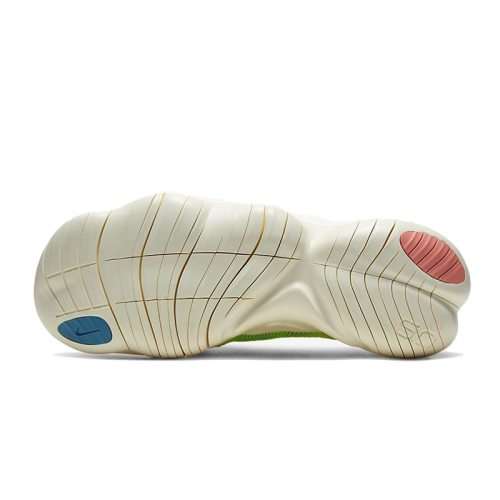 NIKE Women's Free RUN 5.0 2020 Pale Ivory/Shimmer-Sail Size UK 5 (SA 5)