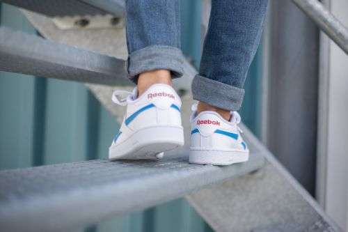 Reebok Men's Classic CLUB C REVENGE White/ Horizon Blue/ Vector Red FV6386 Size UK 8 (SA 8)