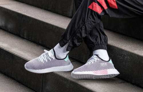 adidas Men's Deerupt Runner Core Black/ Easy Green B28076 Size UK 11 (SA 11)