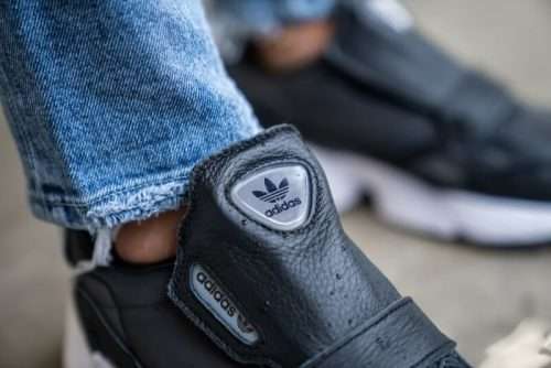 adidas Women`s FALCON RX Core Black / Carbon / Grey Six EE5111 Size UK 4.5 (SA 4.5)