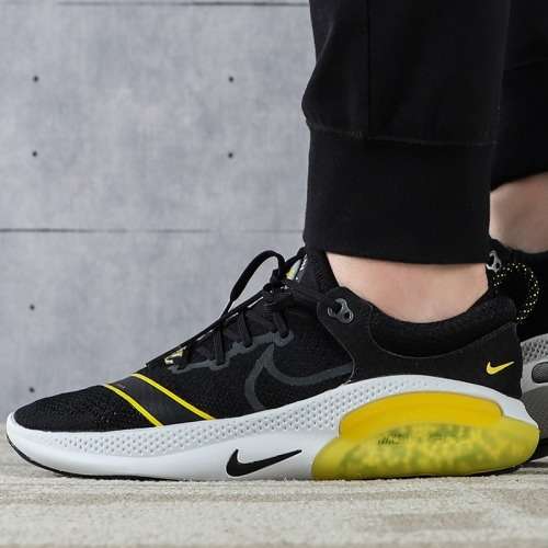 Nike Men`s Nike Joyride Run Flyknit Black/ Speed Yellow / Photon Dust CT1521 001 Size UK 9 (SA 9)
