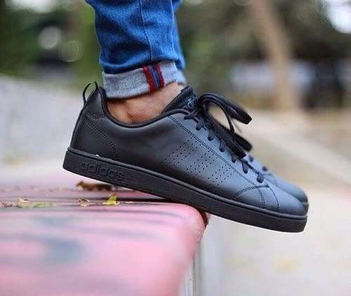 adidas Men`s ADVANTAGE BASE  Core Black / Grey Six EE7693 Size UK 9.5 (SA 9.5)