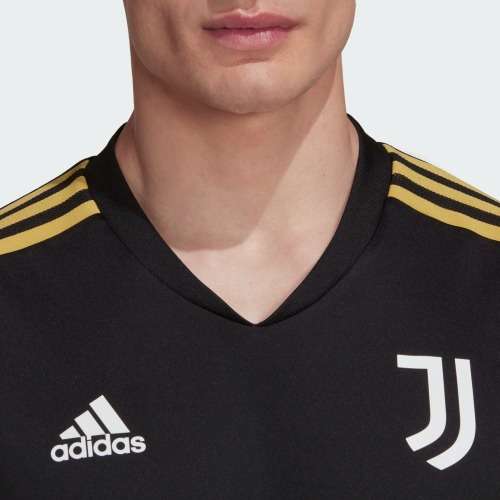 adidas Men`s JUVENTUS CONDIVO 22 TRAINING JERSEY Black HA2662