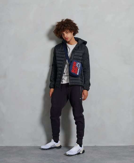 Superdry Men`s Storm Hybrid Zip Up Hooded Jacket Black M2010377A Size Medium