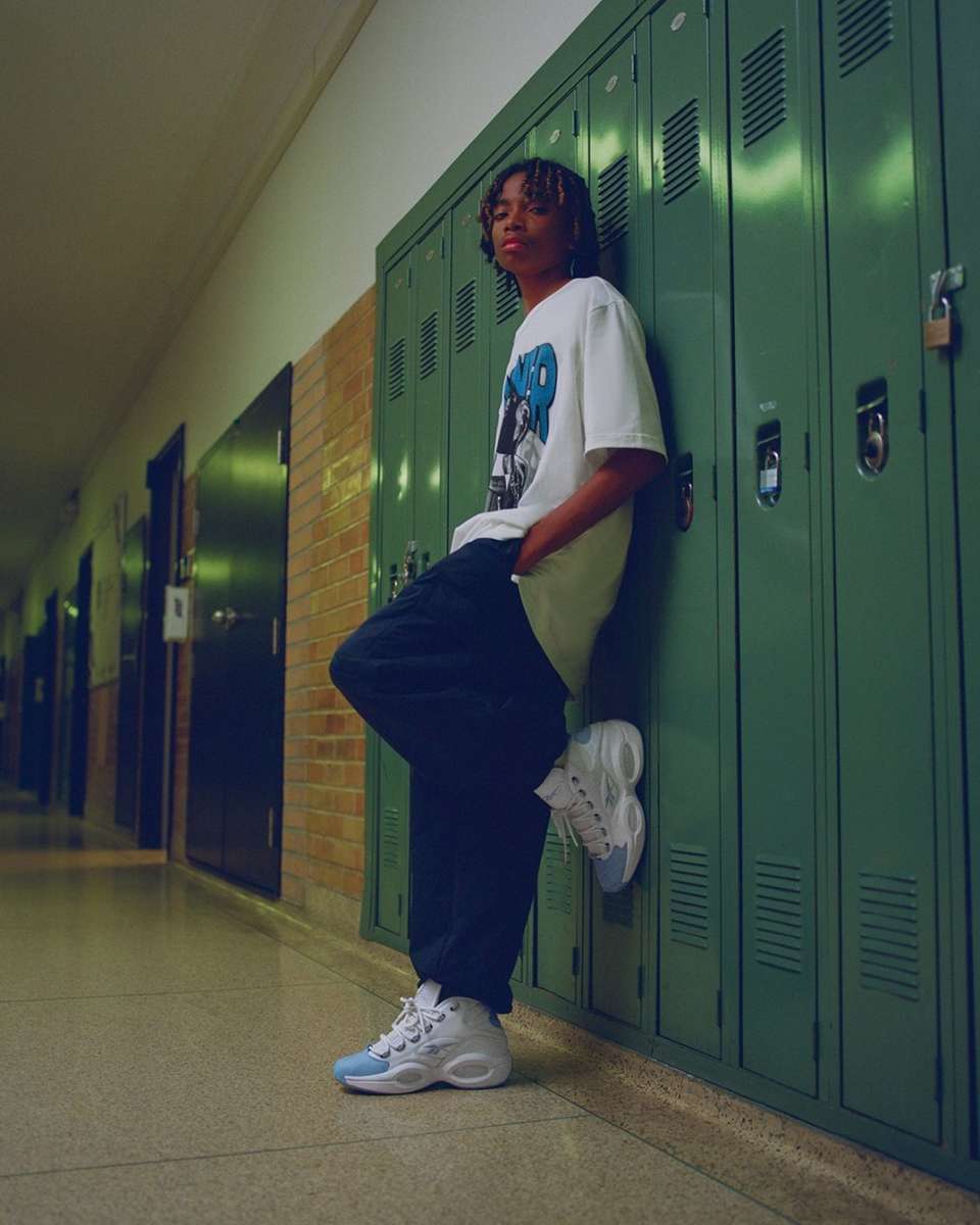 Reebok Men`s QUESTION MID `DENVER NUGGETS` WHITE/ FLUID BLUE-TOXIC YELLOW GW8854 Size UK 10