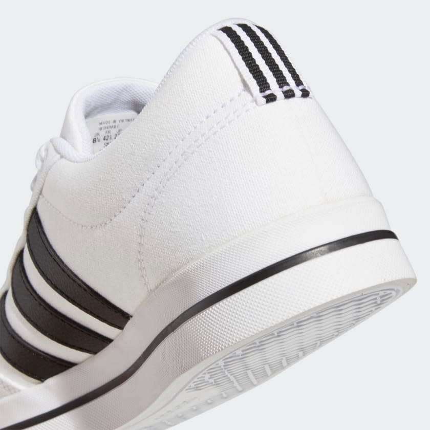 adidas RETROVULC SKATEBOARDING Cloud White / Core Black GW8367 Size UK 9 (SA 9)