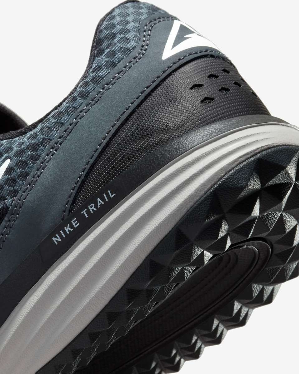 Nike Men`s Juniper Trail Black White Smoke Grey CW3808 001 Size UK 11 (SA 11)