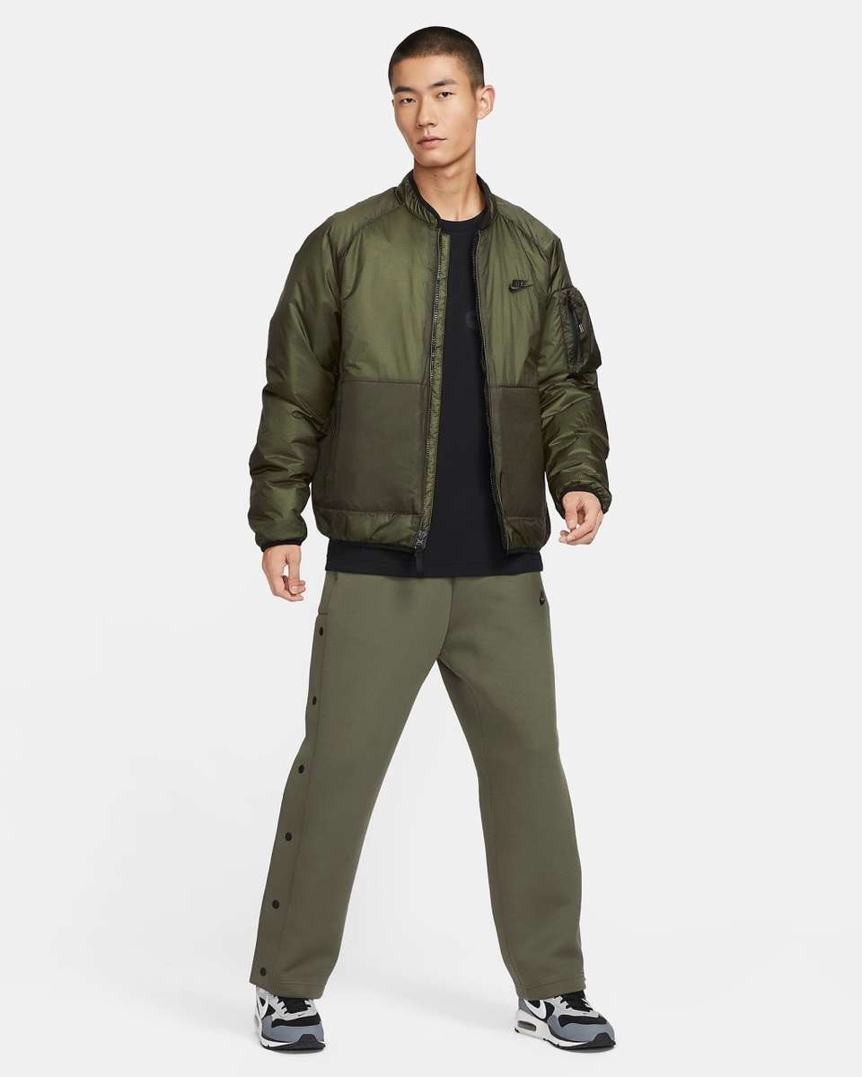 Nike Men`s Sportswear Tech Therma-FIT Loose Insulated Jacket Cargo Khaki FB7858 325 Size Medium