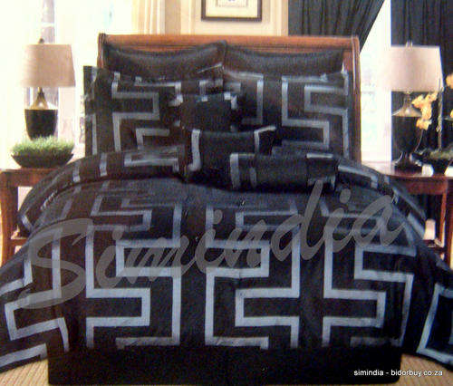 QUEEN size Bedspread Superior Luxurious 13 piece heavy comforter set - BLACK COLOUR