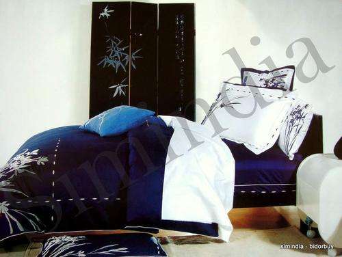 EMBROIDRED COTTON 6 PEICE QUEEN SIZE AND DUVET COVER SET