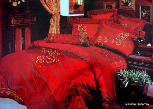 *****EMBROIDRED SILK   6 PEICE QUEEN SIZE AND DUVET COVER SET