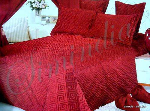 Perfect for winter " Queen  SIZE SEXY   RED SATIN Quilted  10 piece set "