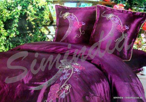Elegant   imported  8 PCS Embroidered  queen silk Duvet Set includes curtains