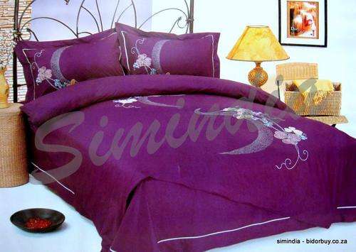 EMBROIDERED Cotton 6 PEICE QUEEN SIZE AND DUVET COVER SET