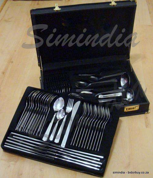 New Collections Superior Quality Heavy Stunning 72 Pcs Cutlery Setting For 12  in Leather case