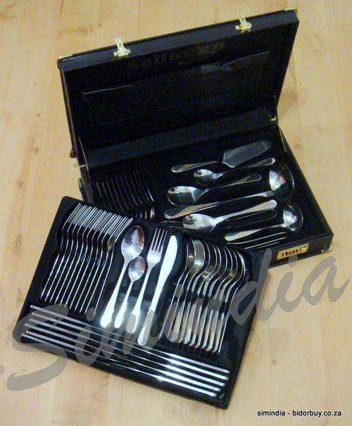 Stunning New Collections Setting For 12 Heavy  72 Pcs Cutlery with gold edge in Leatherite case