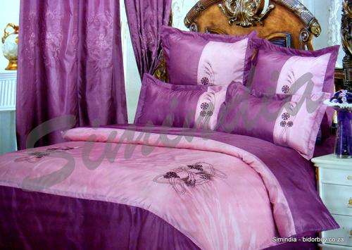 Elegant   imported  8 PCS Embroidered  queen silk Duvet Set includes curtains