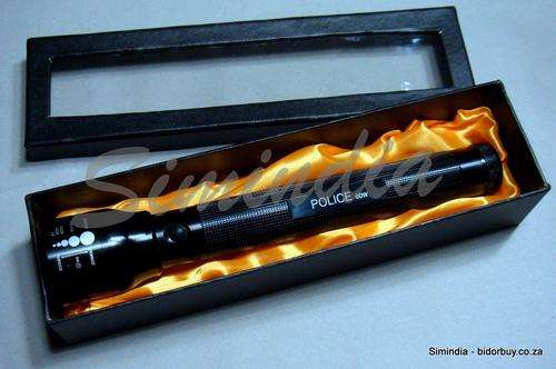 POLICE 60 WATT  LED Flashlight/Torch with zoom in and zoom out feature