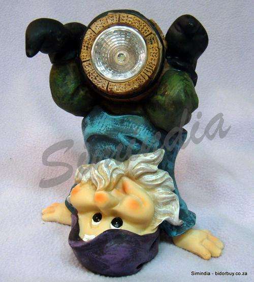 Best Xmas Gift Eco- Friendly Solar Powered Polyresin Gnome Light, Dwarf Up Side down