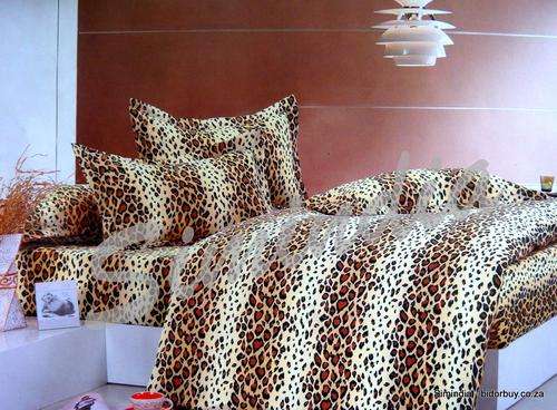 New Arrivals Import Quality  Seersucker Queen 10 pcs Printed Duvet Cover Set