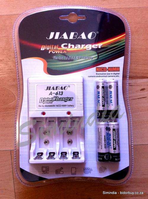 Digital Power Charger works with AAA/AA/9V battery (4-AA batteries included)