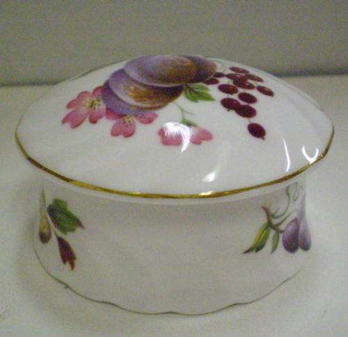 ROYAL WORCESTER SPODE TRINKET/RING BOX