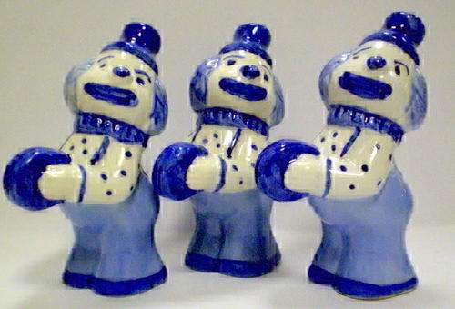 SET OF 3 DELFT STYLE CLOWNS- VERY CUTE!!