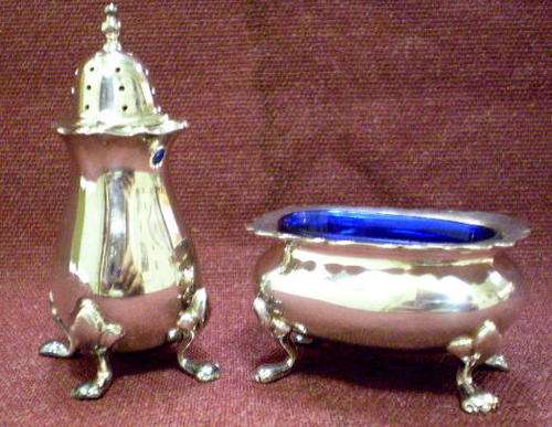 WALKER AND HALL 2 PIECE CRUET