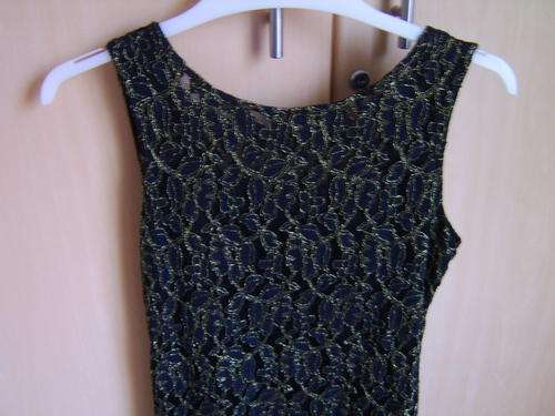 Dress with lace-detail