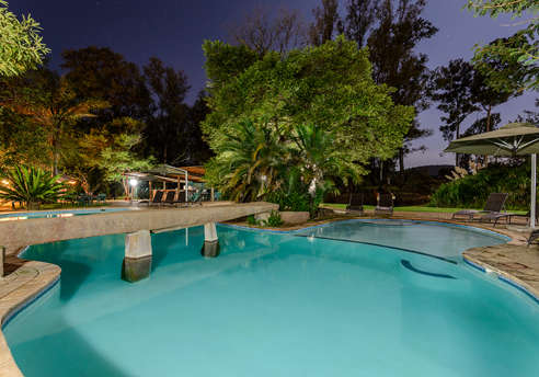 WATERBERG GAME PARK ( FREEDOM DAY SPECIAL) 24th - 28th April 2017 2 bed 6 sleeper