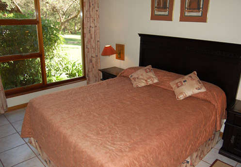 ROMANTIC VALENTINE MIDWEEK @ SUDWALA LODGE ( Mpumulanga) : 1 bed 4 : 13th - 17th February 2017