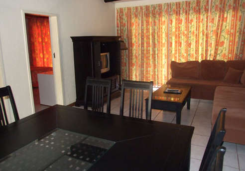 ROMANTIC VALENTINE MIDWEEK @ SUDWALA LODGE ( Mpumulanga) : 1 bed 4 : 13th - 17th February 2017